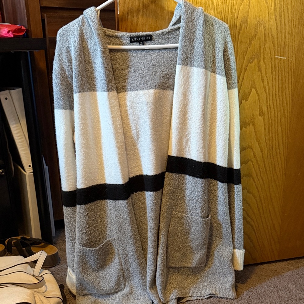 Love Ellie Women's Gray, Black and White Open Front Cardigan